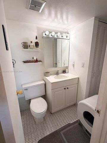 3475 N Country Club Dr 603, Aventura, FL 33180