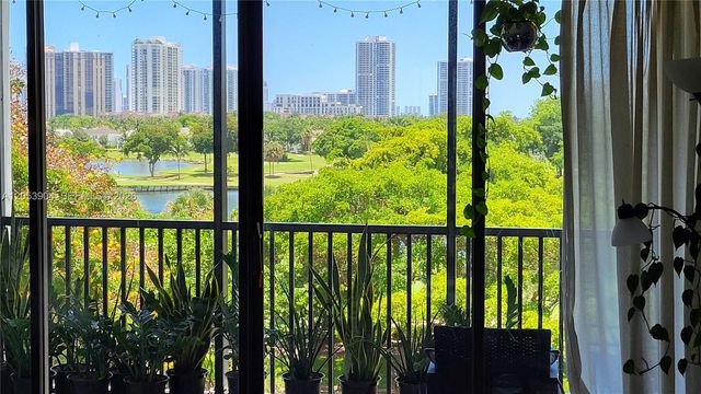 3475 N Country Club Dr 603, Aventura, FL 33180