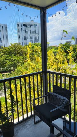 3475 N Country Club Dr 603, Aventura, FL 33180