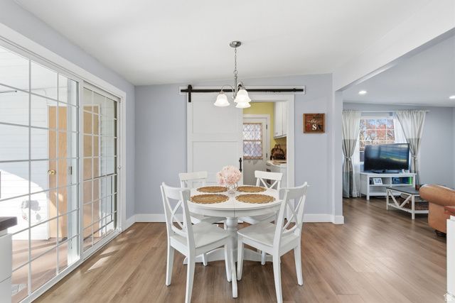 581 W GREENLEAF DR, Murray, UT 84123