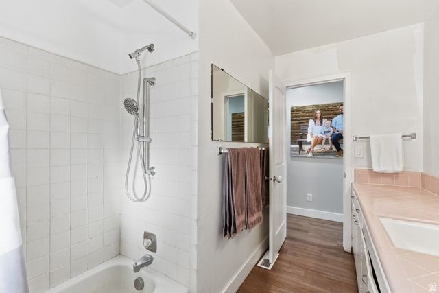 581 W GREENLEAF DR, Murray, UT 84123