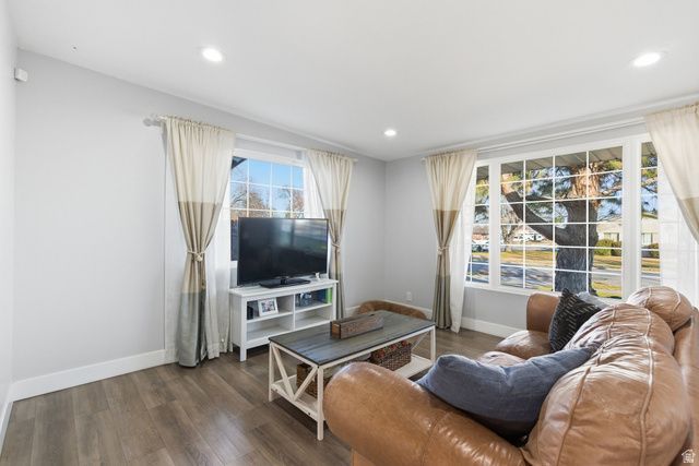 581 W GREENLEAF DR, Murray, UT 84123