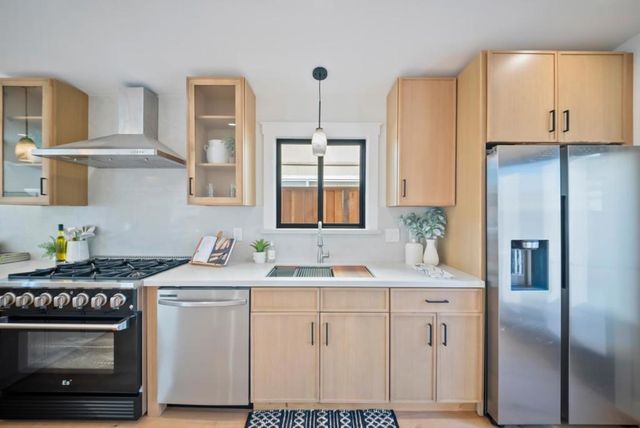 604 Oak Drive, Capitola, CA 95010