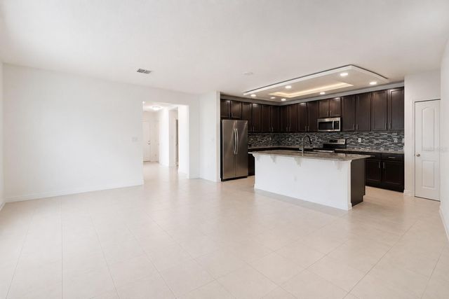 507 PINECREST LOOP, Davenport, FL 33837
