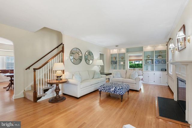 818 KINGSTON RD, Baltimore, MD 21212