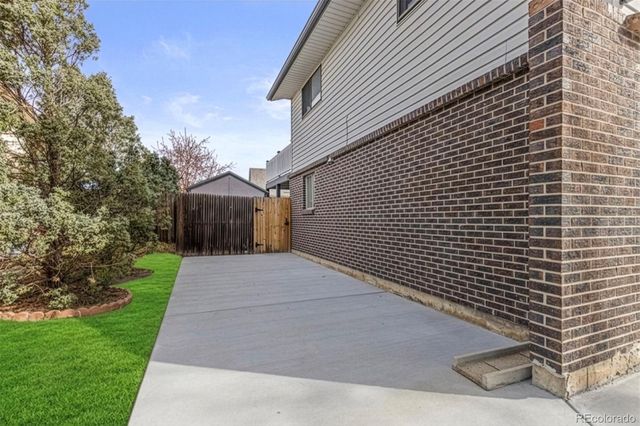 11335 E Arkansas Avenue, Aurora, CO 80012