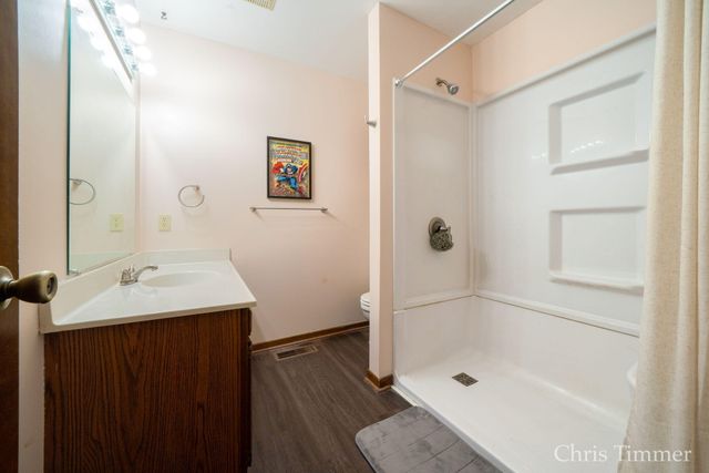 75 Old Mill Drive 17, Holland City, MI 49423