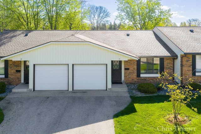 75 Old Mill Drive 17, Holland City, MI 49423