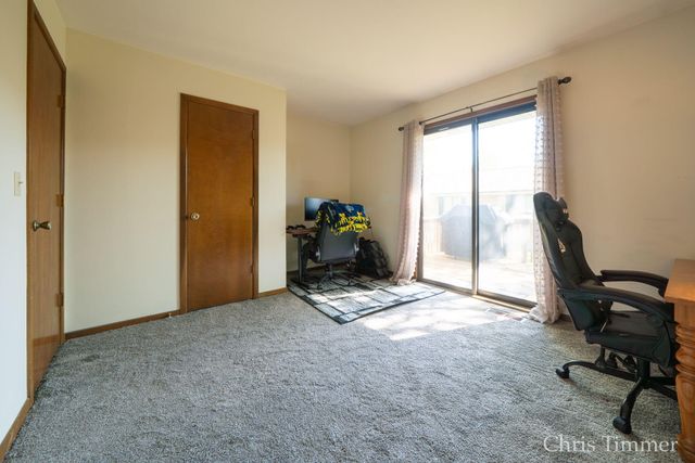 75 Old Mill Drive 17, Holland City, MI 49423