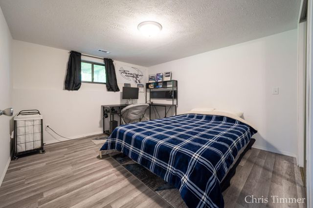 75 Old Mill Drive 17, Holland City, MI 49423