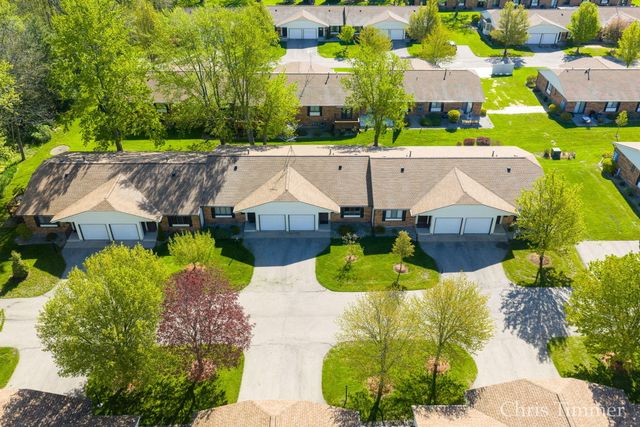 75 Old Mill Drive 17, Holland City, MI 49423