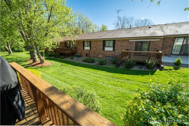 75 Old Mill Drive 17, Holland City, MI 49423