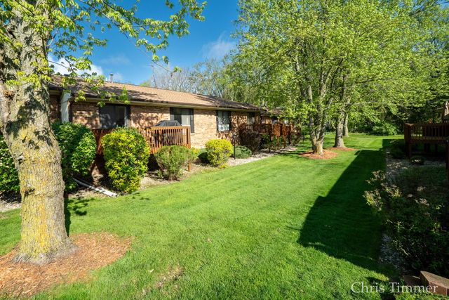 75 Old Mill Drive 17, Holland City, MI 49423