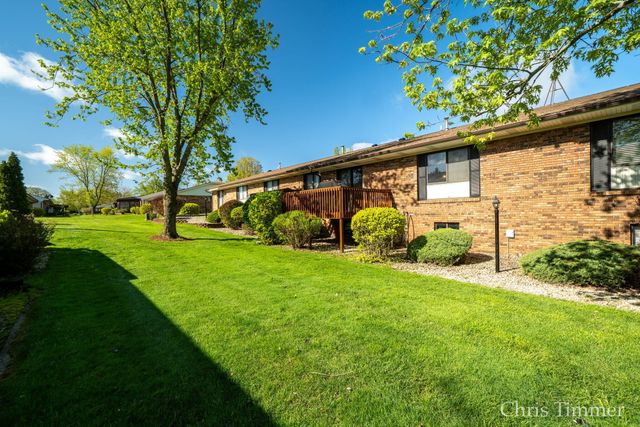 75 Old Mill Drive 17, Holland City, MI 49423