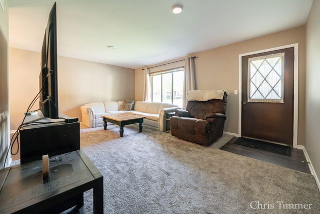 75 Old Mill Drive 17, Holland City, MI 49423