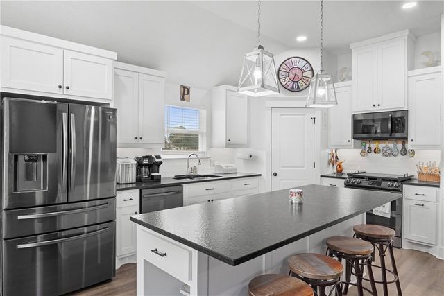 149 Windmill Road, Somerville, TX 77879