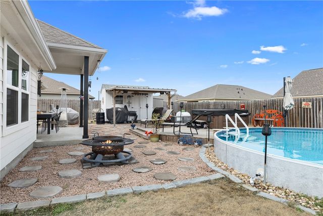 149 Windmill Road, Somerville, TX 77879