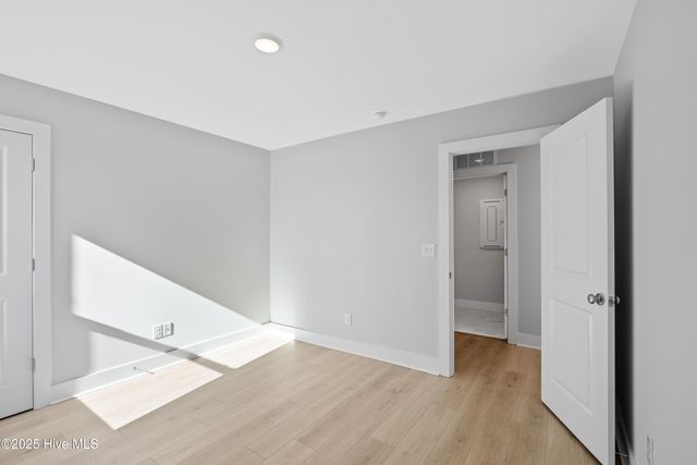 409 Wright Street, Wilmington, NC 28401