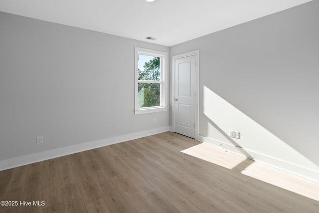 409 Wright Street, Wilmington, NC 28401