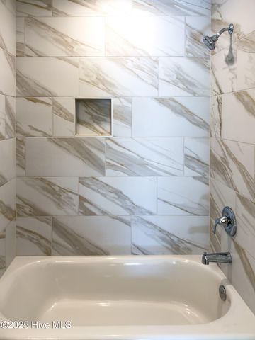 409 Wright Street, Wilmington, NC 28401