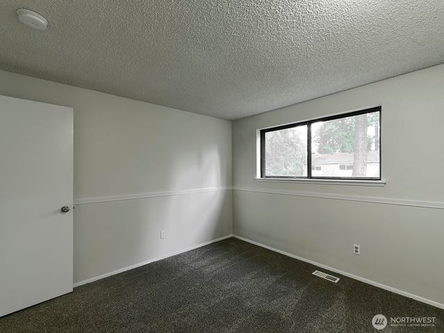 4625 72nd Street Ct E, Tacoma, WA 98443