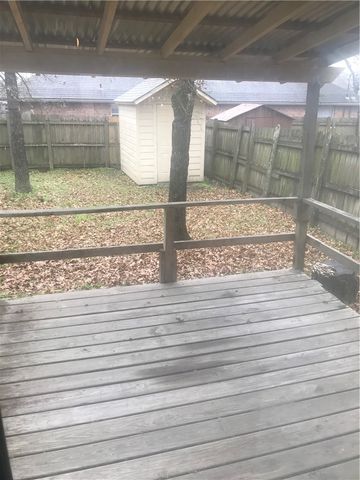 2834 Forest Bend, College Station, TX 77801