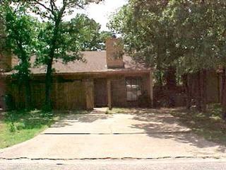 2834 Forest Bend, College Station, TX 77801
