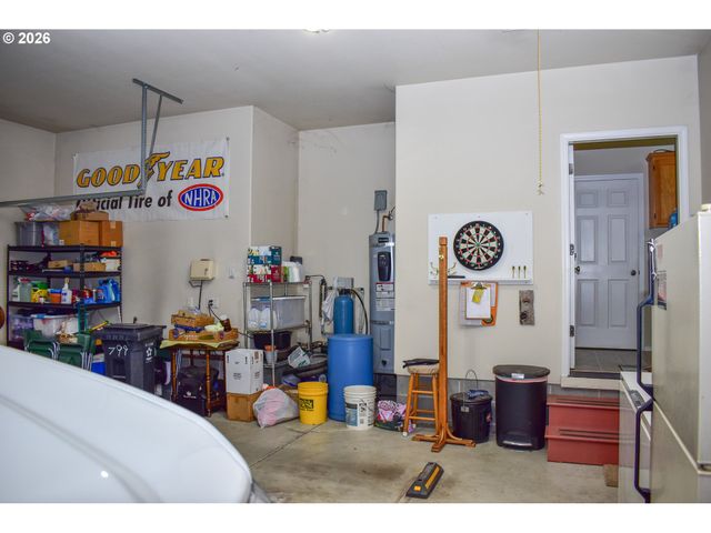 799 Three Pines Rd, Grants Pass, OR 97526