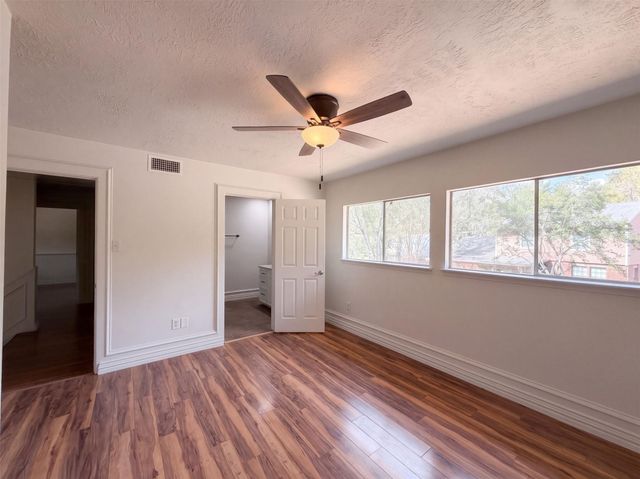 3147 Glade Springs Drive, Houston, TX 77339