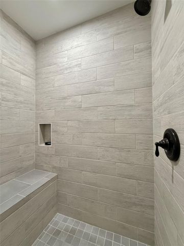 570 Moreland Street, Vidor, TX 77662