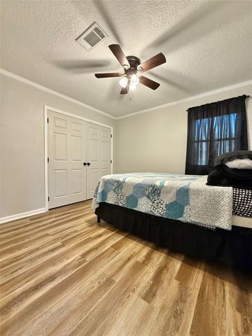 570 Moreland Street, Vidor, TX 77662