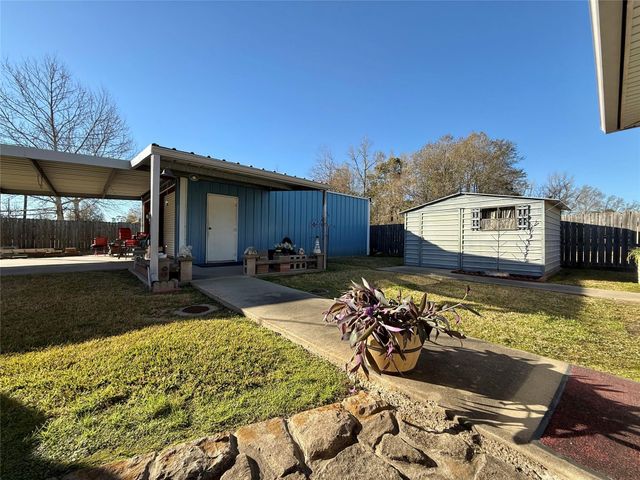 570 Moreland Street, Vidor, TX 77662