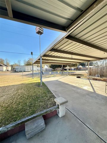 570 Moreland Street, Vidor, TX 77662