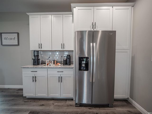 3593 Sand Drive, Newburgh, IN 47630