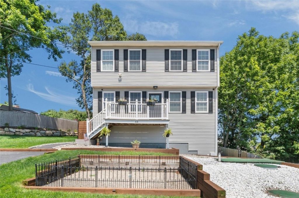 44 Dion Avenue, Coventry, RI 02816