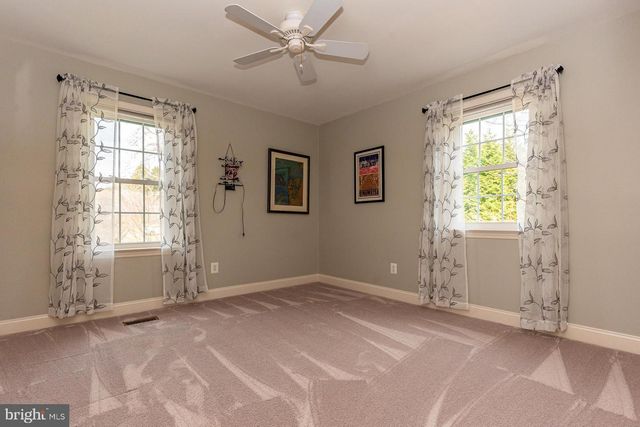 104 TAILLEVENT CIR, Kennett Square, PA 19348