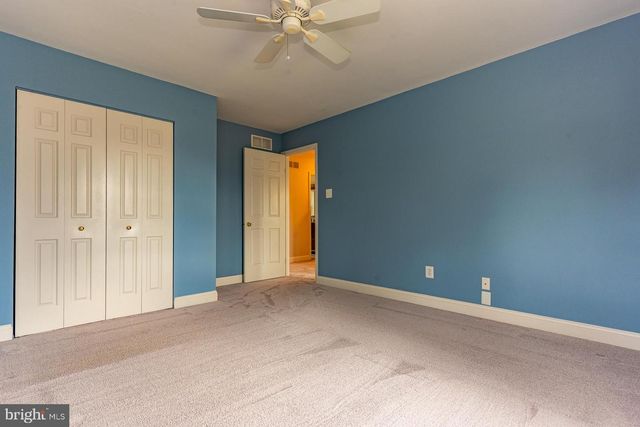 104 TAILLEVENT CIR, Kennett Square, PA 19348