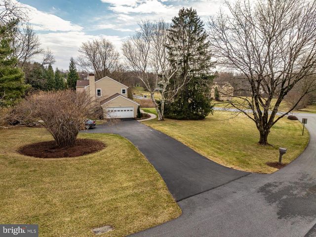 104 TAILLEVENT CIR, Kennett Square, PA 19348