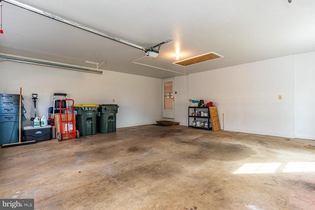 104 TAILLEVENT CIR, Kennett Square, PA 19348