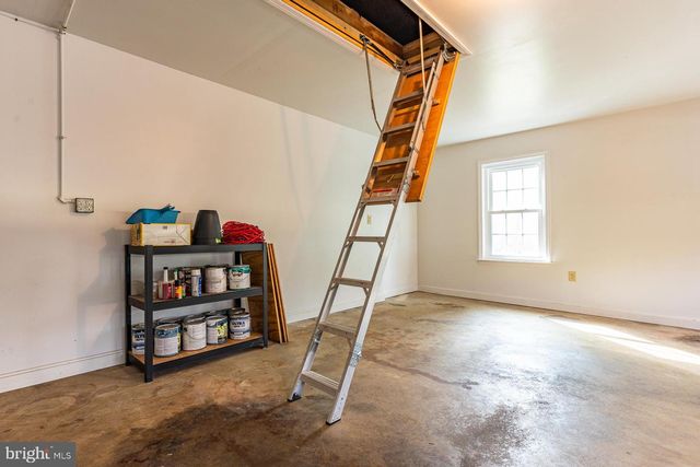 104 TAILLEVENT CIR, Kennett Square, PA 19348