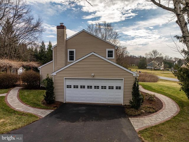 104 TAILLEVENT CIR, Kennett Square, PA 19348