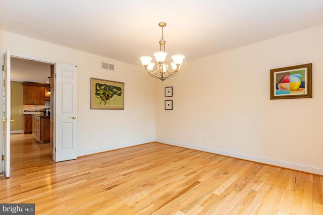 104 TAILLEVENT CIR, Kennett Square, PA 19348