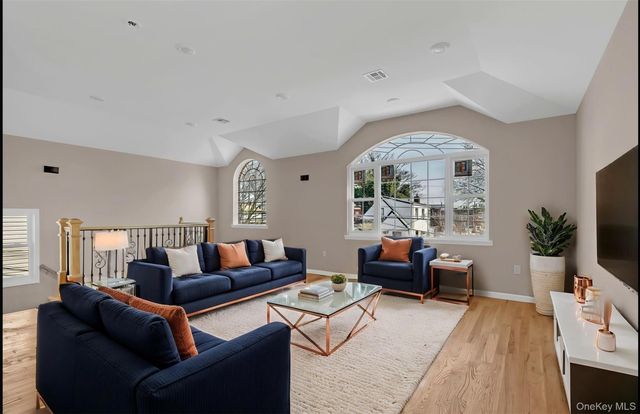 16517 144th Drive, Springfield Gardens, NY 11434