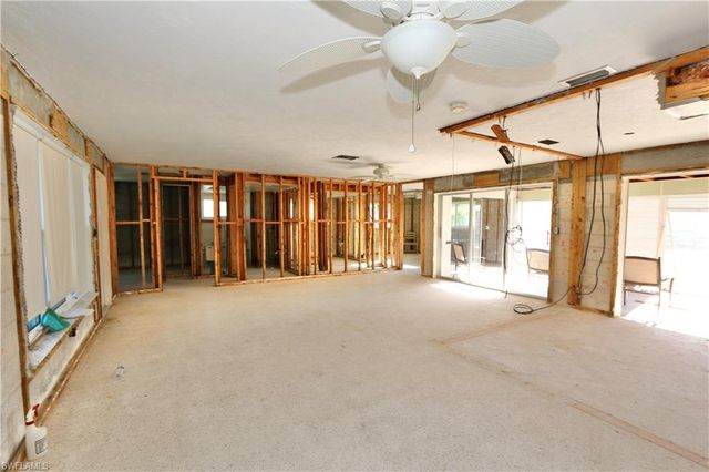 22 Bayview BLVD, Fort Myers Beach, FL 33931