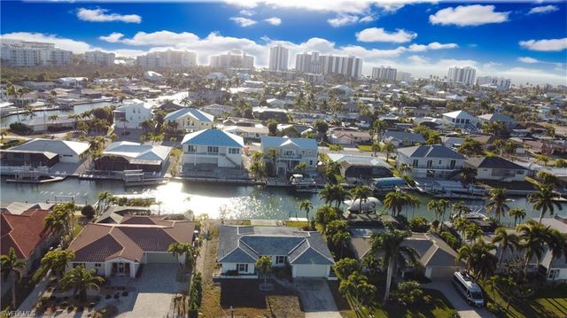 22 Bayview BLVD, Fort Myers Beach, FL 33931