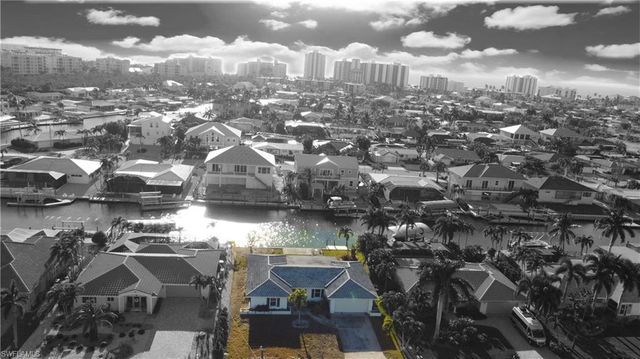 22 Bayview BLVD, Fort Myers Beach, FL 33931