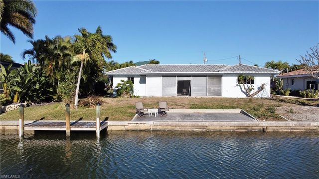 22 Bayview BLVD, Fort Myers Beach, FL 33931