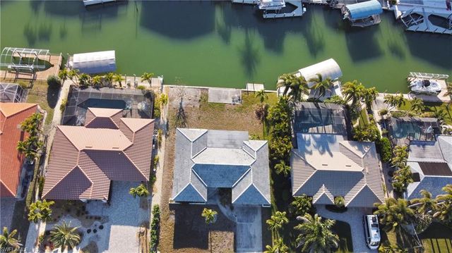 22 Bayview BLVD, Fort Myers Beach, FL 33931