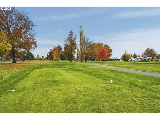 1344 SALLAL Rd, Woodburn, OR 97071