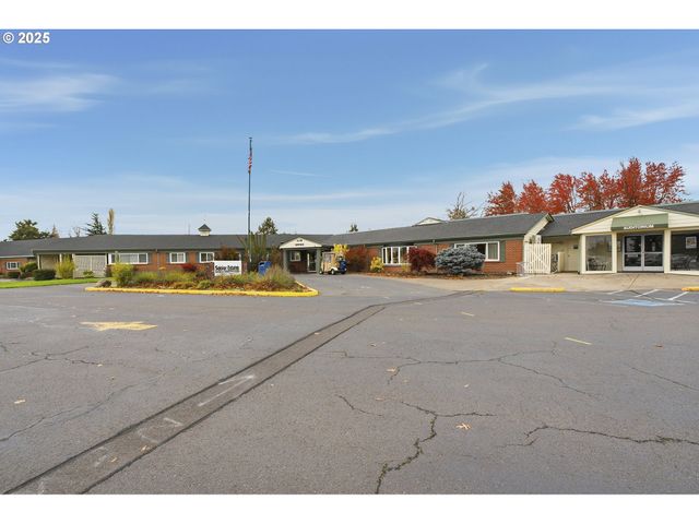 1344 SALLAL Rd, Woodburn, OR 97071